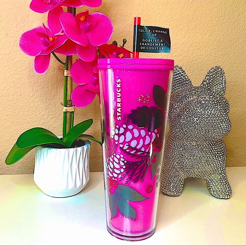 💗🍂New Starbucks pink pinecone holiday 2021 Color Changing tumbler Cold Cup💗🍁